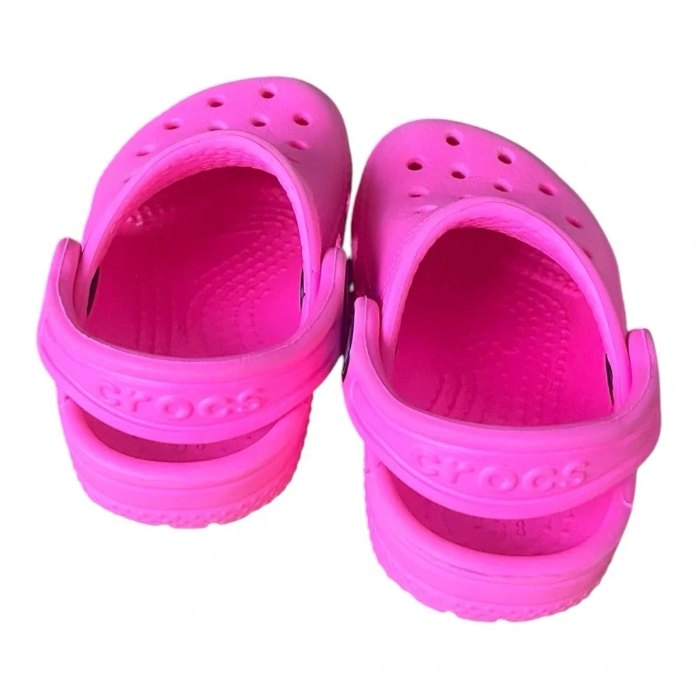 Crocs Classic Clog Toddler Size C4 Electric Pink Slip On Water Shoes Sandals